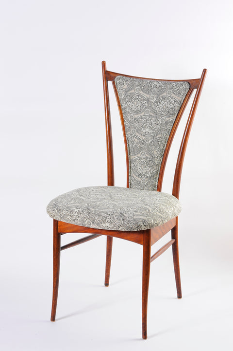 イジャクノ絨毯_座面の張り替え