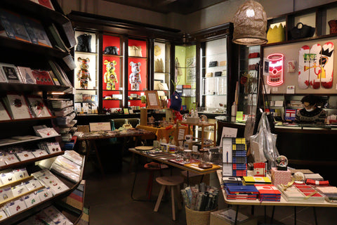 ワタリウム美術館「オン・サンデーズ」(東京都渋谷区)のオリジナルダイアリーに生地が使われています。