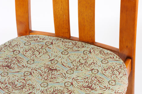 イジャクノ絨毯_朝日のアラビック カーキ 裏地2